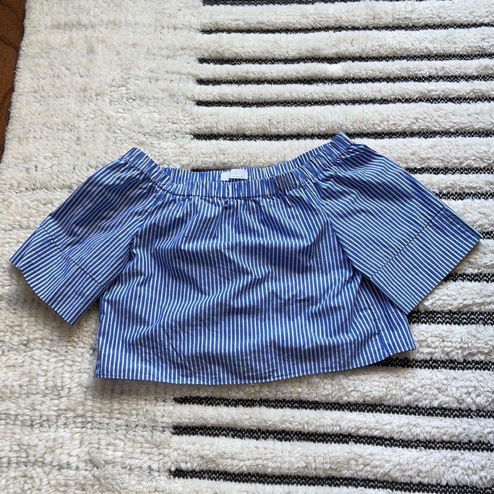 OAK + FORT off the shoulder